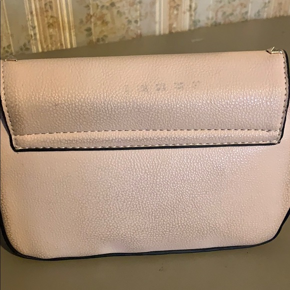 Clutch with shoulder strap - Picture 3 of 4